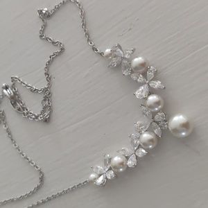 Eliot Danori crystal flowers and pearls